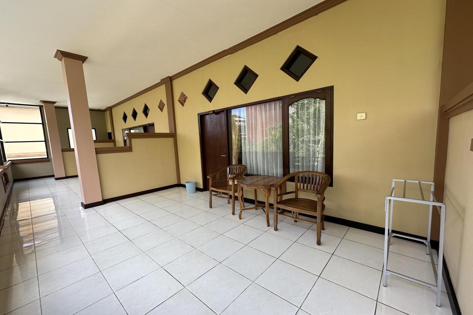 Taxa Raya Guest House Legian Extérieur photo